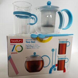 BNIP BODUM ASSAM Tea Set in Light Blue Tea Press 2 Glass Mugs 2 Stirring Spoons
